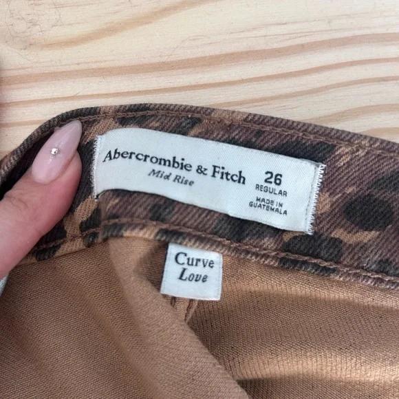 Abercrombie & Fitch Brown Leopard Print Pants - Picture 2 of 3